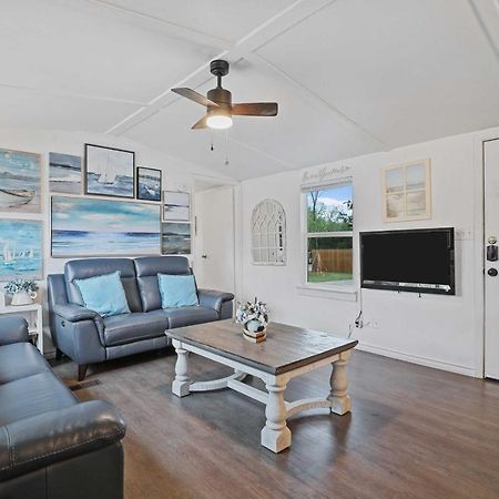 Pet-Friendly Lake Dallas Home Near Lewisville Lake Extérieur photo