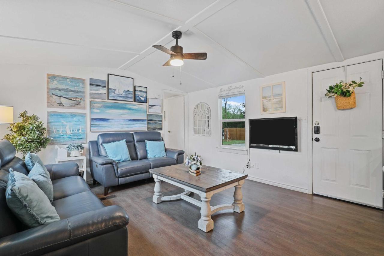 Pet-Friendly Lake Dallas Home Near Lewisville Lake Extérieur photo
