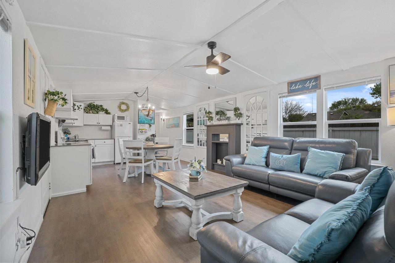 Pet-Friendly Lake Dallas Home Near Lewisville Lake Extérieur photo
