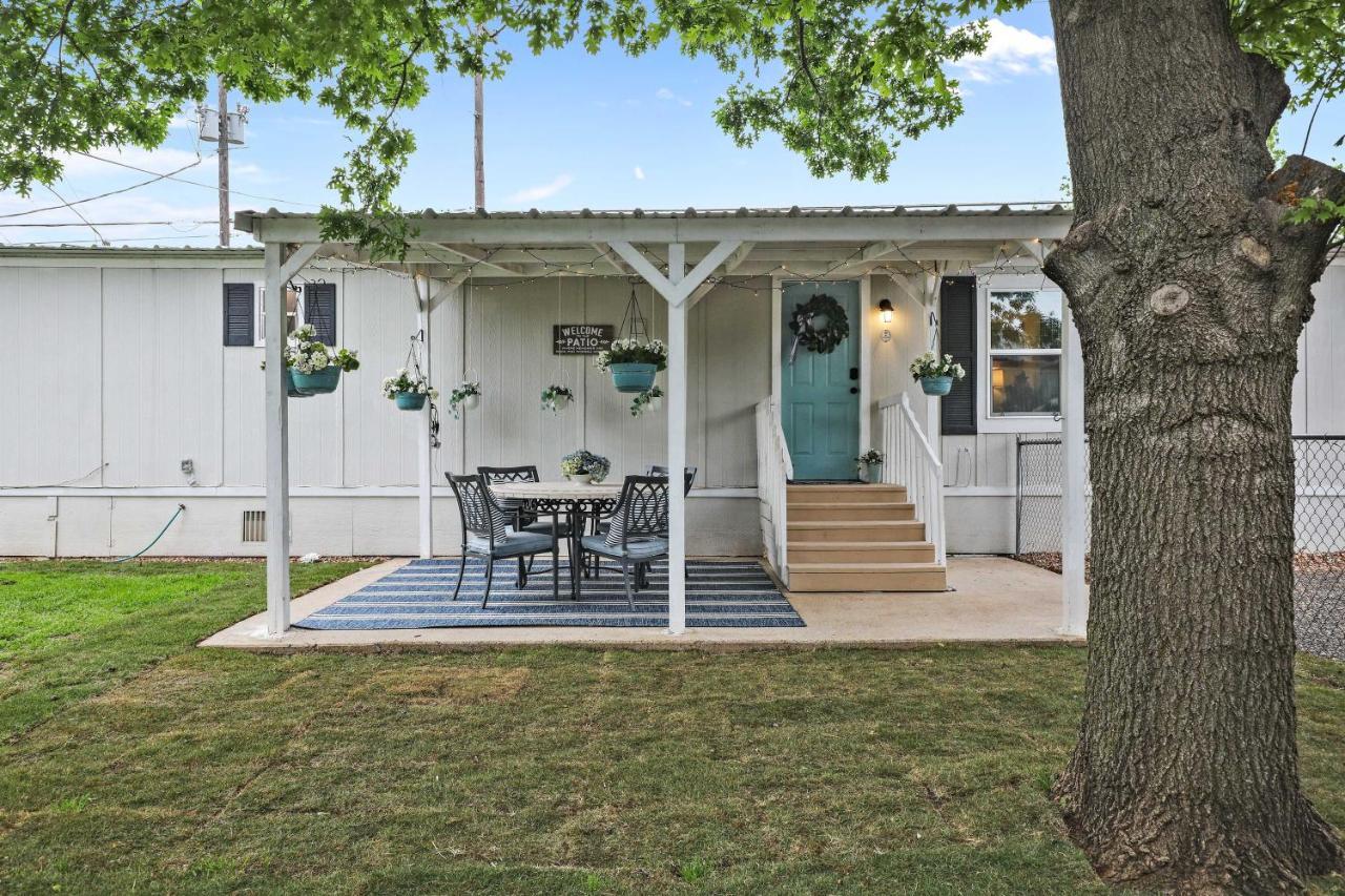 Pet-Friendly Lake Dallas Home Near Lewisville Lake Extérieur photo